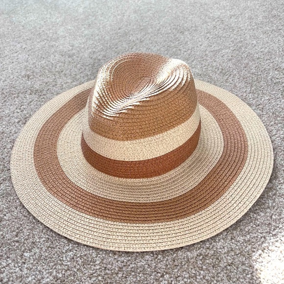 Target OS Striped Spring or Summer Adjustable Sun Hat - Picture 1 of 7